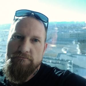 Meet your Posher, Aaron